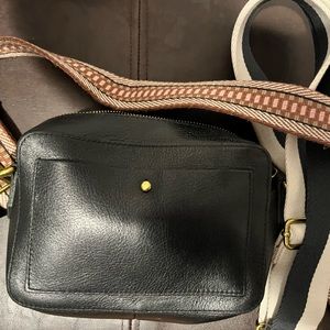 Madewell transport bag with 2 straps